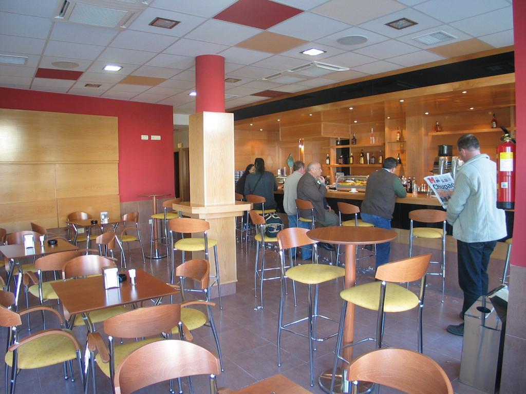 Hostal Ciudad De Caparra Carcaboso Екстериор снимка